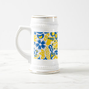 Folklore-Muster mit ukrainischen Flaggenfarben Bierglas