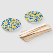 Folklore-Muster mit ukrainischen Flaggenfarben Fächer (Non-assembled)