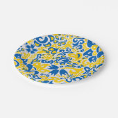 Folklore pattern with Ukrainian flag colors Pappteller (Schrägansicht)
