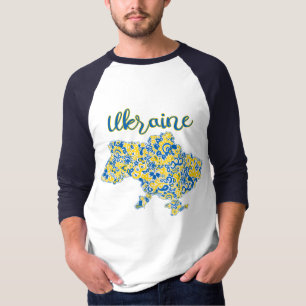 Folklorisches Muster und ukrainischer typografisch T-Shirt