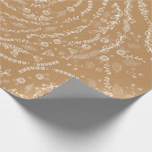 Folksy Caramel Boho Fern Pattern Geschenkpapier (Ecke)