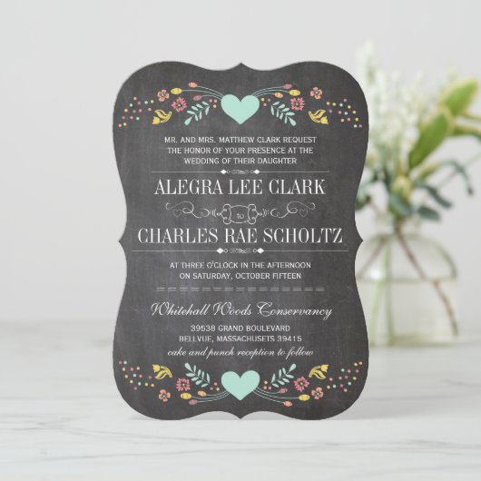 Folksy Rustic Floral Garland Chalkboard Wedding Einladung (Stehend Vorderseite)