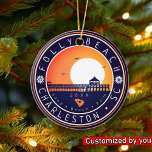 Folly Beach South Carolina Retro Sunset Souvenir Keramik Ornament<br><div class="desc">Dieses Retro Folly Beach Pier des Vintagen Designs von South Carolina ist ein wunderbares Weihnachtsgeschenk für Liebhaber des South Carolina Beach. Das Retro Sommercamp ist ein perfektes Geschenk für Reisende und Liebhaber von tropischen Reisezielen. - Sie können die Vorlage personalisieren, indem Sie einen Namen Ihrer Stadt oder Position, Jahr hinzufügen...</div>