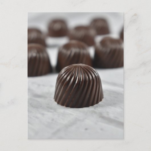 Food Fotografy Shiny Chocolate Bon Bon Candy Postkarte (Vorderseite)