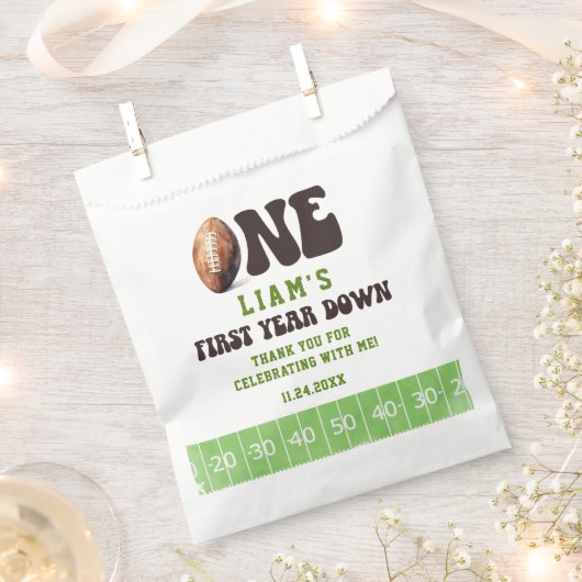 Football First Year Down Thank You Geschenktütchen (Ausgeschnitten)