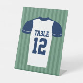 Football Jersey Game Day Wedding Tischnummer Sockelschild (Vorderseite)