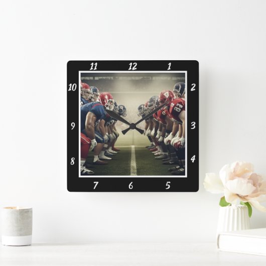 Football Teams Showdown Quadratische Wanduhr (Zuhause)