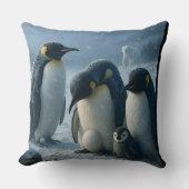 For a penguin family and chick Arctic Winter throw Kissen (Vorderseite)