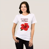 FOR THE LOVE OF RED HISBISCUS FLORAL WOMEN'S WHITE Tri-Blend SHIRT (Vorderseite voll)