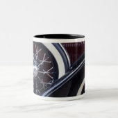 Ford 1930 ein klassisches Auto Zweifarbige Tasse (Mittel)