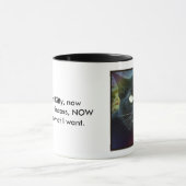 Fordernde schwarze Katzehaiku-Tasse Tasse (Zentrum)