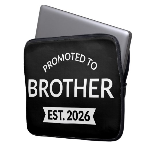 Förderung für den Bruderost. 2026 Laptopschutzhülle (Vorderseite Links)