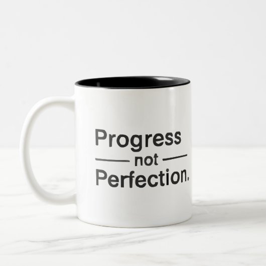 Förderung von "Progress over Perfection" - Tasse (Links)