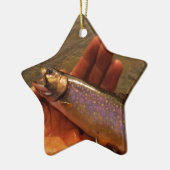 Forellen in Händen Keramik Ornament (Links)