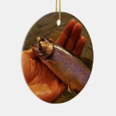 Forellen in Händen Keramikornament (Rechts)