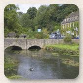 Forellenbach im Dorf Bibury, Untersetzer (Vorderseite)
