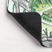 Forellenbarsch nach Libellen-Angeln Mousepad (Ecke)