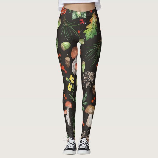 Forest Bounty: Aquarellfarben-Pilzmuster Leggings (Vorderseite)