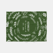 Forest Green Blätter Floral Monogram Muster Fleecedecke (Vorderseite (Horizontal))