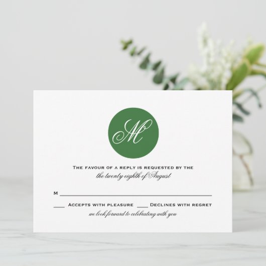 Forest Green Circle Monogram Wedding RSVP Card Einladung (Stehend Vorderseite)