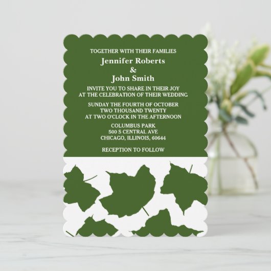 Forest Green Fall Leaf White SCallopped Edge 2024 Einladung (Stehend Vorderseite)