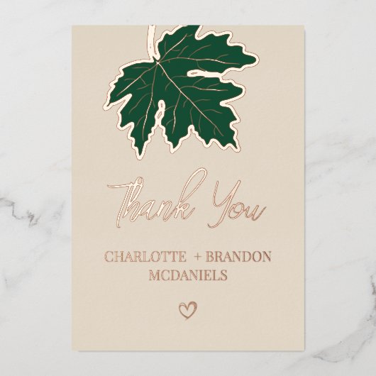 Forest Green Herbst Maple Leaf Hochzeit Vielen Dan Folieneinladung (Vorderseite)