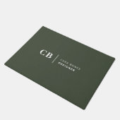 Forest Green Monogram Stilvolle Trendy Modern Fußmatte (Schrägansicht)