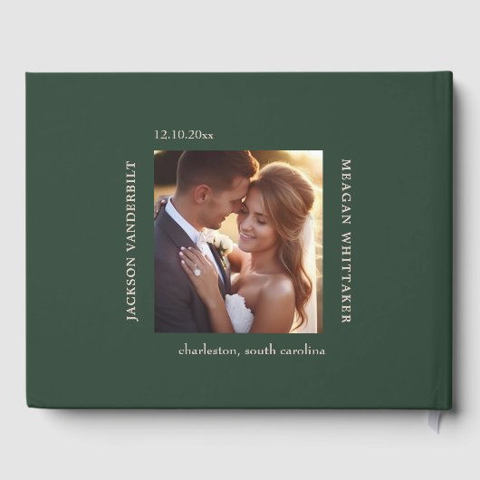 Forest Green Stack Initials Monogram Wedding Gästebuch (Rückseite)