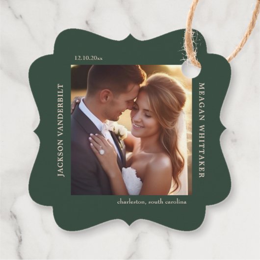 Forest Green Stack Initials Monogram Wedding Geschenkanhänger (Rückseite)