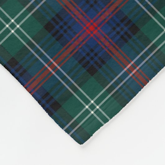 Forest Green und Dark Blue Sutherland Clan Tartan Fleecedecke (Ecke)