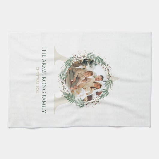 Forest Green Wreath Monogram Home Accent Geschirrtuch (Horizontal)