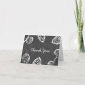 Forest Pine Cones Rustikales Chalkboard Dankeskarte (Vorderseite)