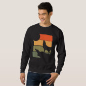 Forest Predator Howling Wolf Animal Retro Wolf Sweatshirt (Vorne ganz)