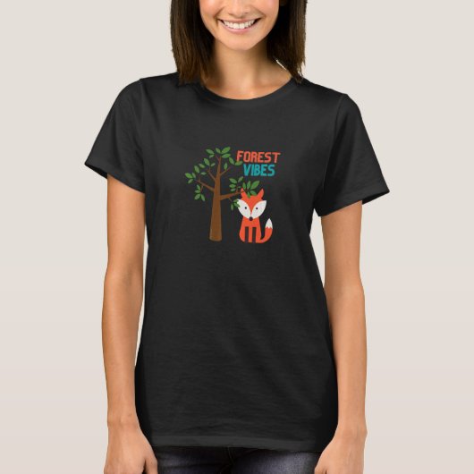 Forest Vibes Cute Fox and Tree Design for Nature L T-Shirt (Vorderseite)