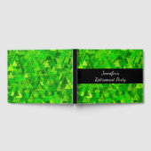 "Forest" von Green Triangle Shapes Muster + Verans Gästebuch (Voll)