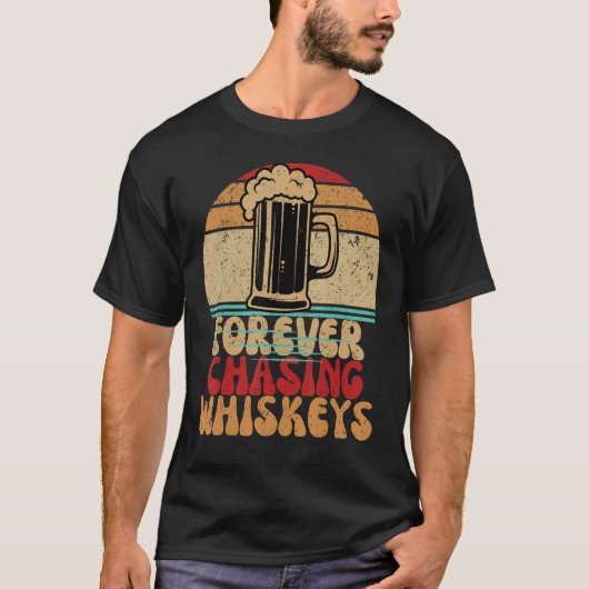 Forever Chasing Sunset Retro  Beer  Groovy T-Shirt (Vorderseite)