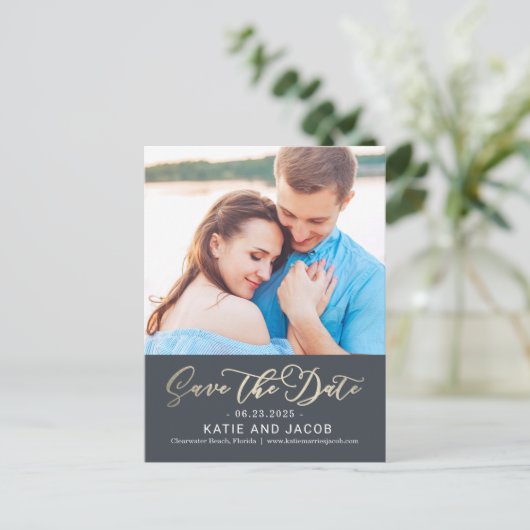 Forever Love EDITABLE FARBE Save the Date Postkarte (Stehend Vorderseite)