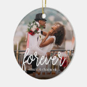 Forever Script Overlay Personalisierte Paare Foto Keramik Ornament (Links)