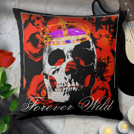 Forever Wild Gothic Skull Rote Rosen Kissen