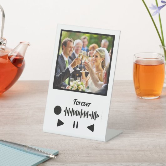 Forever with music sockelschild (In SItu)