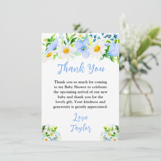 Forget-Me-Nots and Daisies Floral Baby Shower Dankeskarte (Stehend Vorderseite)