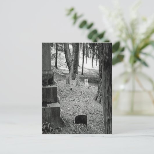 Forgotten Grave Postkarte (Stehend Vorderseite)