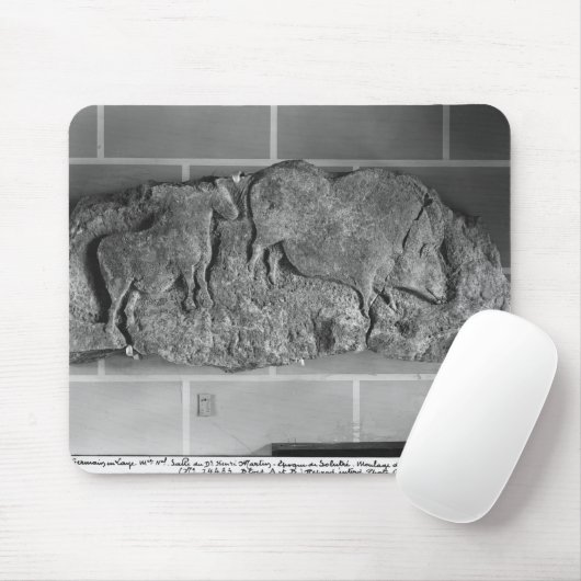 Form eines Frieses der Tiere von Le Roc de Sers Mousepad (Mit Mouse)