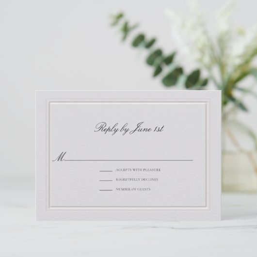 Formal Modern Classic Elevated Ivory Sm Wedding RSVP Karte (Stehend Vorderseite)