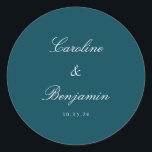 Formal Script Elegant Wedding Custom Aquamarin Runder Aufkleber<br><div class="desc">Stilvolle formale Klassische Schrift Elegante Hochzeit Einladung Custom Classic Round Sticker in Aquamarin und weiß</div>