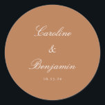 Formal Script Elegante Wedding Custom Terracotta Runder Aufkleber<br><div class="desc">Stilvolle formale Klassische Schrift Elegante Hochzeit Einladung Custom Classic Round Sticker in Terracotta und White</div>