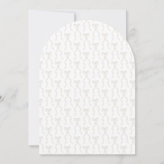 Formal White Bow Ribbon Elegant Wedding Arch Einladung (Rückseite)