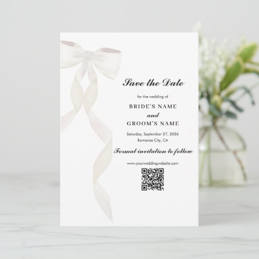 Formal White Bow Ribbon Elegante Hochzeit Save The Date (Stehend Vorderseite)