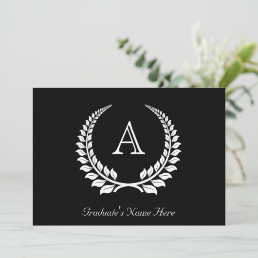 Formale Monogramm Laurel Schwarz/Weiß Einladung (Stehend Vorderseite)