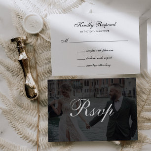 Formell klassisch und dunkle Überlagerung Foto-H RSVP Karte